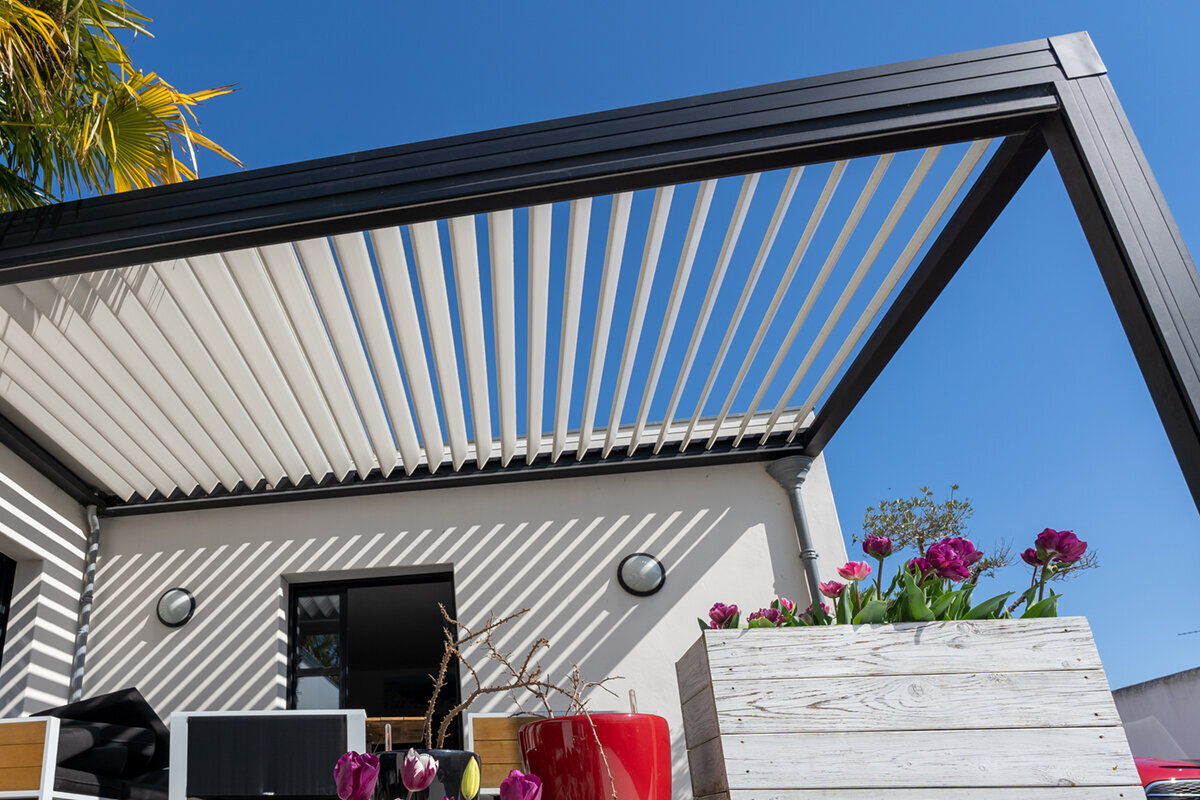 Slik leser og sammenligner du garantier for pergola